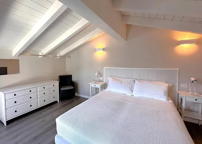 Comacina Isola 오수키오